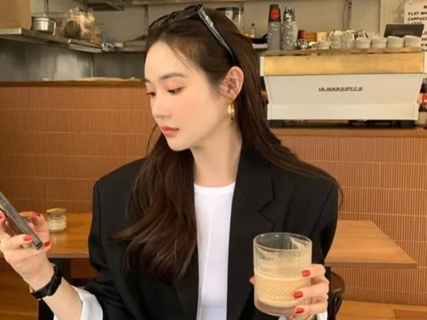 Chồng ở nhà suốt vẫn kiếm 20-25 triệu/tháng, vợ “ngã ngửa” phát hiện ra sự thật