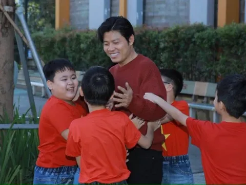 Cát-xê 100.000 đồng của Nguyễn Văn Chung