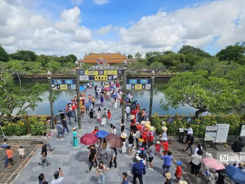 Du lịch Huế đối mặt với nhiều khó khăn, thách thức sau khi trải qua các đợt mưa bão