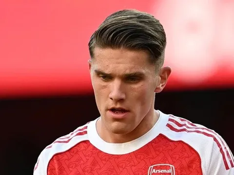 Tiền đạo Gyokeres của Arsenal bị chỉ trích vì quá tử tế