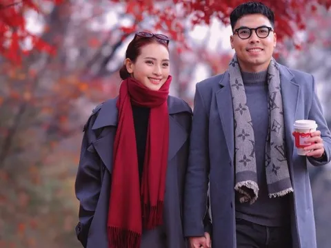 Tuyển thủ Việt Nam và MC Mù Tạt tung bộ ảnh đẹp như bước ra từ phim Hàn sau màn cầu hôn chấn động MXH