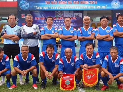 "Tiếu già" Hồ Văn Lợi - người nghệ sĩ trên sân cỏ