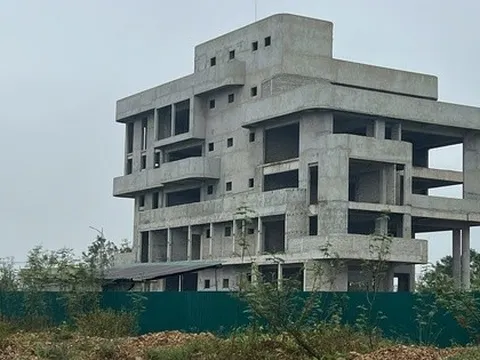 Vụ "chạy làng" khỏi gói thầu Trung tâm CNTT TP Huế: Tái mời thầu liệu có vượt dự toán?