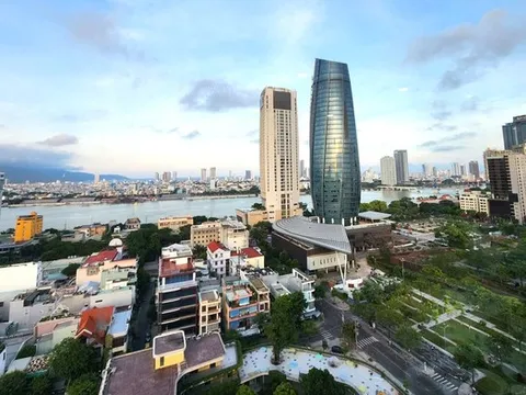 Thu kỷ lục sau 11 tháng, Đà Nẵng vẫn khó đạt tăng trưởng như kỳ vọng