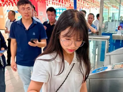 Tàu điện Cát Linh – Hà Đông chính thức soát vé tự động, không dùng tiền mặt