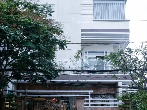 Nam nghệ sĩ đình đám một thời: Ở biệt thự 700m2, U60 vẫn “mong được báo tin lên xe hoa với khán giả”