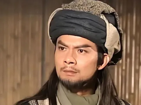 “Kiều Phong” Huỳnh Nhật Hoa giải nghệ, thổi bùng tranh cãi