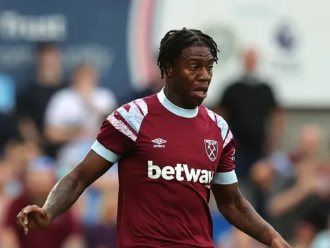 Cầu thủ chạy cánh tài năng lĩnh án tù vì khoe buôn ma túy