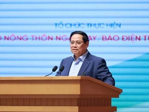 Đối thoại với Thủ tướng, nông dân chia sẻ cần "chiến thần livestream" hỗ trợ bán hàng