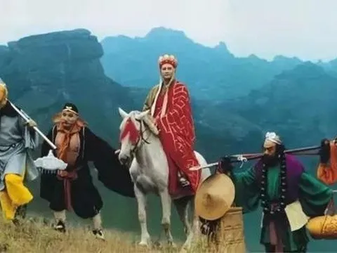 Cả đời xem Tây du ký vẫn hiểu sai: Ai mới là người gánh hành lý?