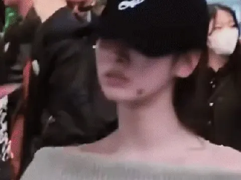 9 giây lộ mặt mộc khiến gái xinh 2K5 được so với cả Song Hye Kyo lẫn Kim Tae Hee