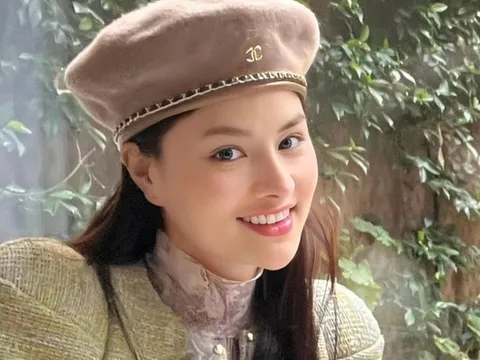 Siêu mẫu Thu Phương hậu ly hôn với chồng cũ đại gia hơn 9 tuổi