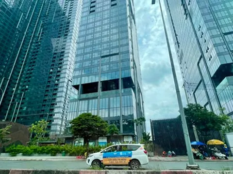 Bất động sản cao cấp chiếm thế áp đảo