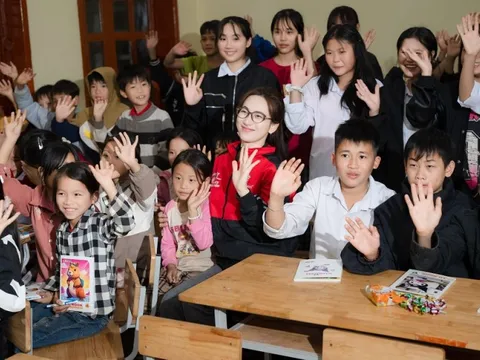 Phương Anh Đào: “Tôi ước mình đến sớm hơn với các em”