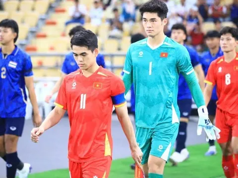 Cú ăn ba lịch sử của Văn Khang và Trung Kiên