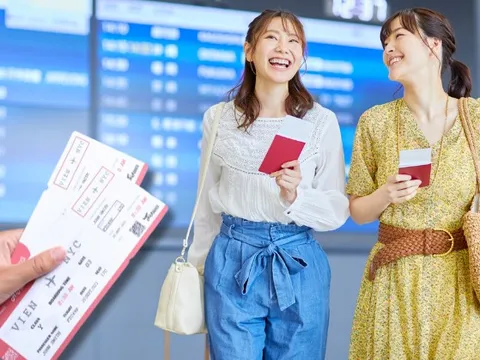 Đặt vé máy bay Tết 2026: Những sai lầm kinh điển khiến bạn mất oan cả triệu đồng tiền phí