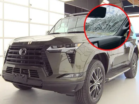 Nhiều chiếc Lexus GX 550 bị nứt kính chắn gió khi bật sưởi trời lạnh, bảo hiểm có đền thì chủ xe cũng ‘ốm’ vì một điều