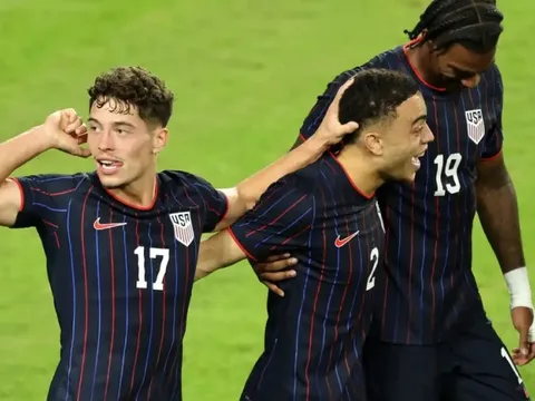 Tây Ban Nha vẫn giữ vị trí dẫn đầu bảng xếp hạng FIFA