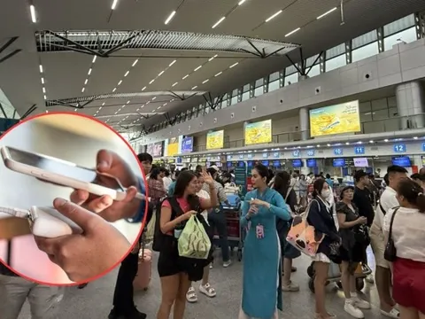 Cảnh báo khẩn cho ai hay sạc điện thoại ở sân bay