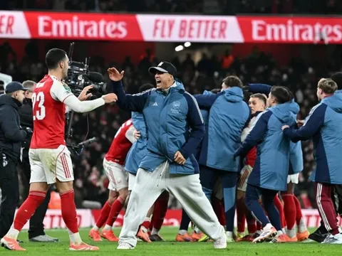 Arsenal trả giá đắt cho tấm vé bán kết Carabao Cup