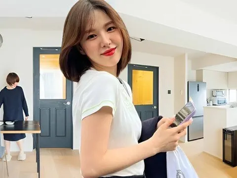 Ở tuổi 38 sống một mình trong căn hộ 47m², cô gái gây “choáng” vì nhà quá sạch - cuộc sống thư thái bất ngờ