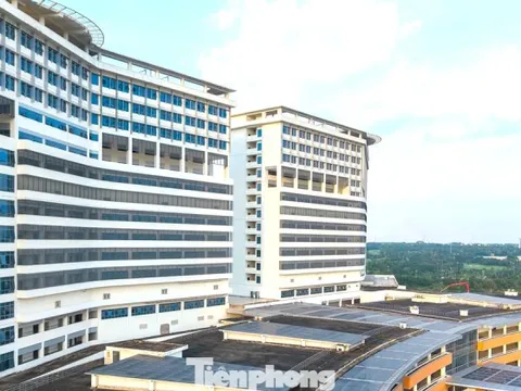 Bệnh viện lớn nhất TPHCM sau 10 năm xây dựng