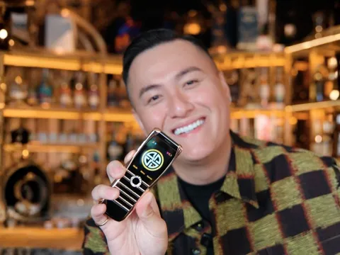 Khám phá chiếc điện thoại kim cương XOR hơn 1 tỷ trong wishlist của Fabo Nguyễn