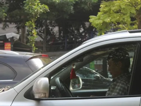 Năm 2026 số hóa bằng lái xe, bắt buộc 'khám sức khỏe' ô tô cũ