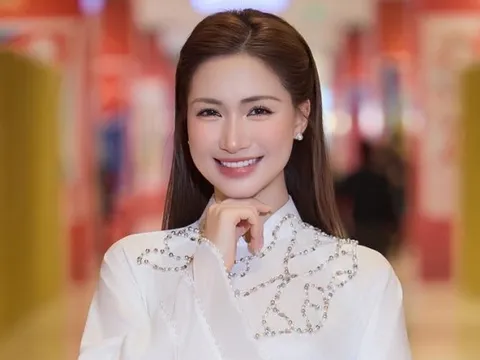 Hoà Minzy đính chính