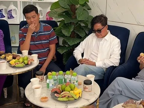 Trùm Điền Quân Khương Dừa họp nóng 3 nghệ sĩ sau khi tạm đóng cửa cơ sở kinh doanh