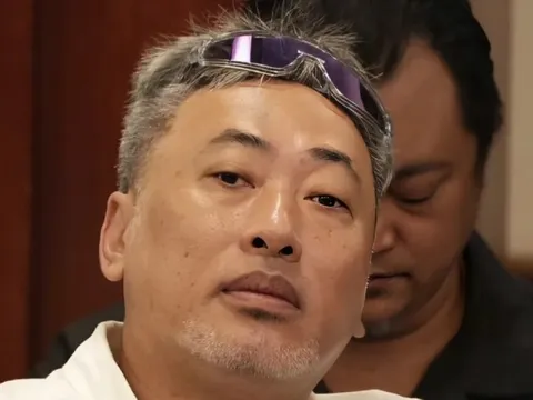 Đạo diễn Nguyễn Quang Dũng xin lỗi