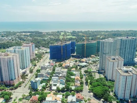 Lãi suất tăng mạnh, người mua nhà lao đao