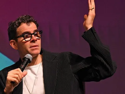 Sếp Instagram thừa nhận AI tràn ngập mạng xã hội: Đã đến lúc “đánh dấu ảnh thật” thay vì truy lùng ảnh tạo bởi AI