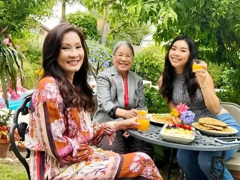 Chỗ dựa tinh thần đặc biệt của nghệ sĩ Hồng Đào ở tuổi ngoài 60