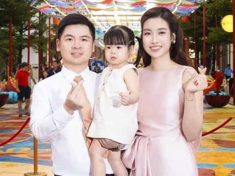 "Đặc quyền" của con gái Hoa hậu Đỗ Mỹ Linh