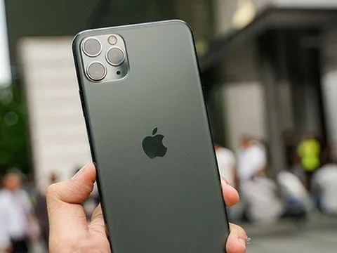 Thêm một mẫu iPhone rất nhiều người đang dùng trở thành "đồ cổ"