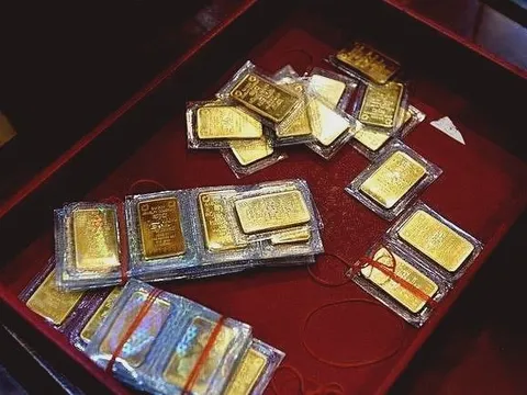 Rút tiền tiết kiệm đi mua vàng, tôi lỗ gần 100 triệu trong 1 tuần