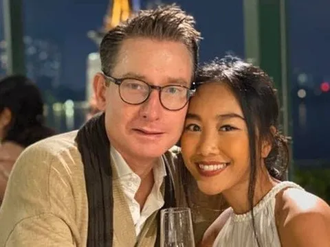 Nữ ca sĩ lấy chồng Tây làm lãnh đạo nhiều công ty: "Làm nghề gì cũng phải minh bạch"