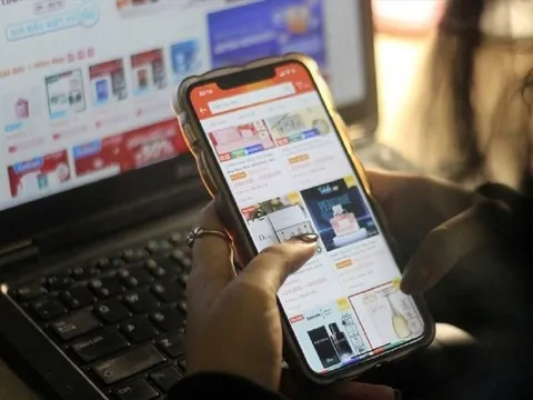 Công an phát cảnh báo nóng đến người mua hàng online dịp Tết Nguyên đán