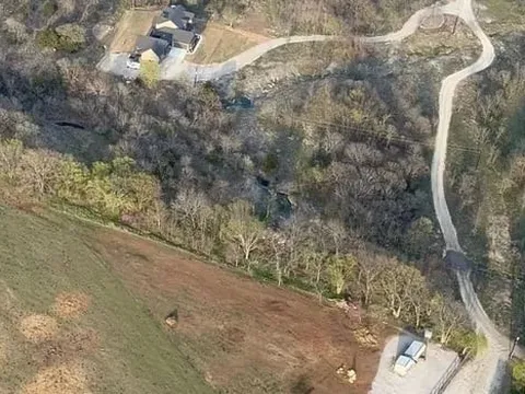 Cặp vợ chồng chi hơn 52 tỷ đồng mua mảnh đất 162 ha để xây nhà nghỉ hưu: “Chúng tôi không tìm được căn nhà nào phù hợp nên mua đất tự xây”